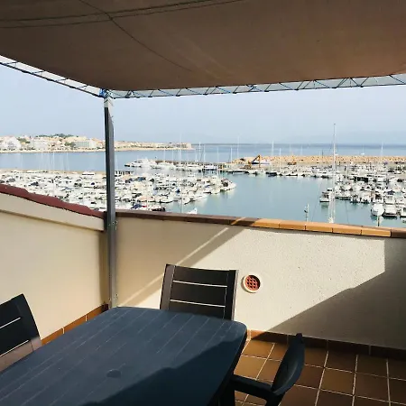 Apartment Club Nautic Terral