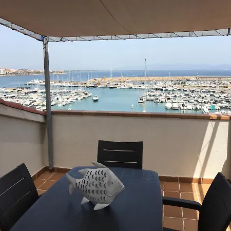 Club Nautic Terral Apartment