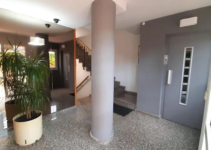 Club Nautic Terral Apartmán *